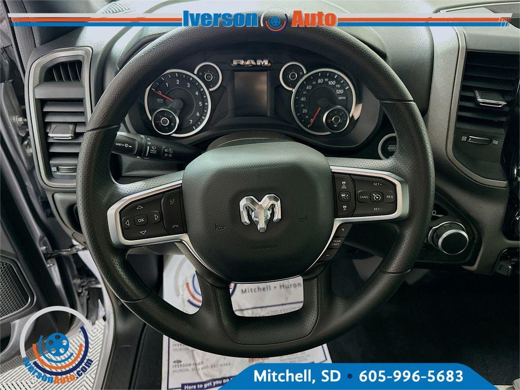 new 2025 Ram 1500 car, priced at $47,212