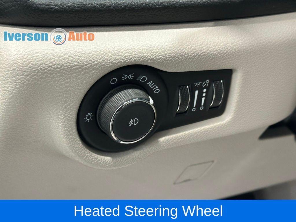 used 2021 Chrysler Pacifica car, priced at $36,995