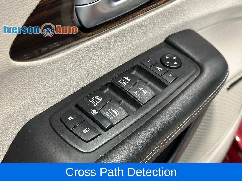 used 2021 Chrysler Pacifica car, priced at $36,995