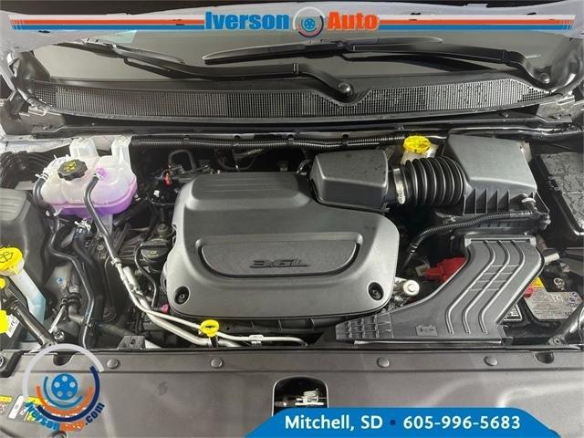 new 2026 Chrysler Pacifica car, priced at $41,823