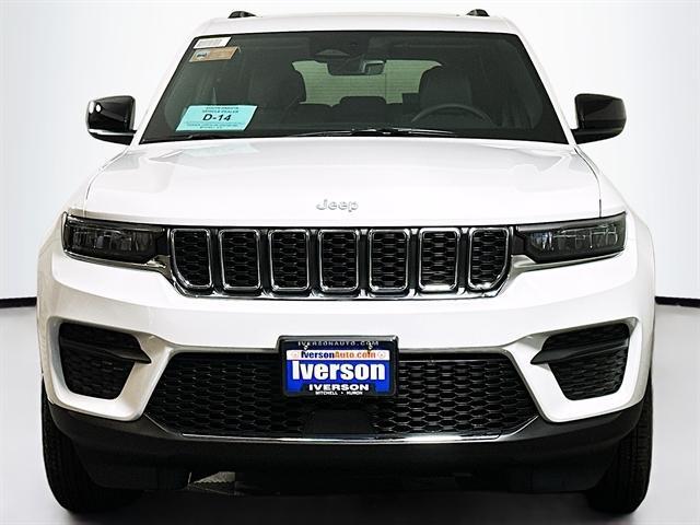 new 2025 Jeep Grand Cherokee car, priced at $39,545