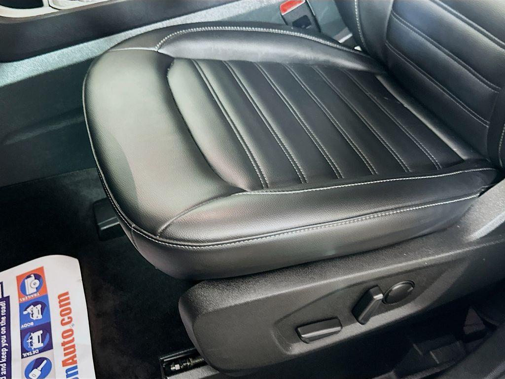 used 2023 Ford Edge car, priced at $24,995