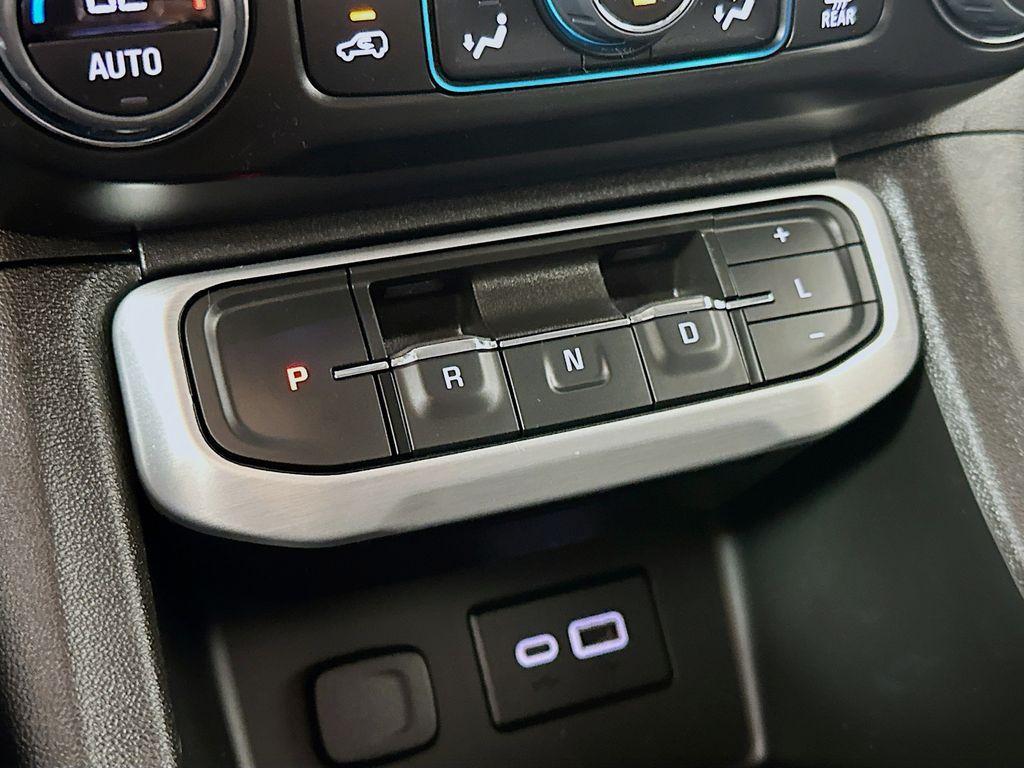 used 2023 GMC Acadia car, priced at $29,215