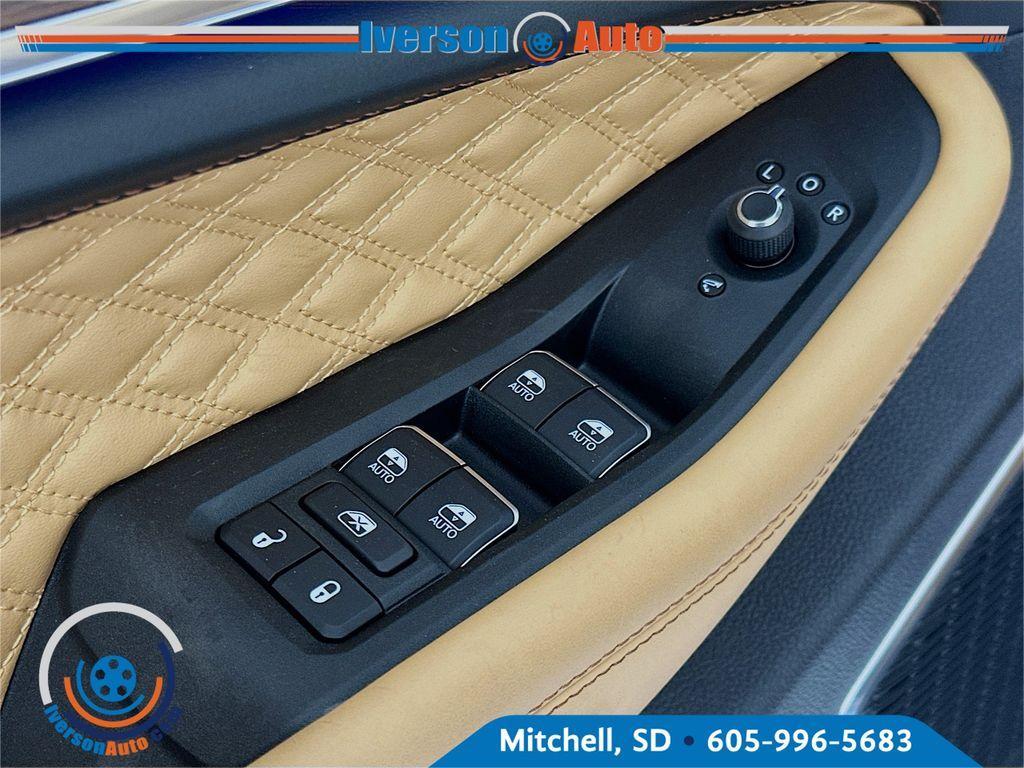 new 2025 Jeep Grand Cherokee car, priced at $57,582