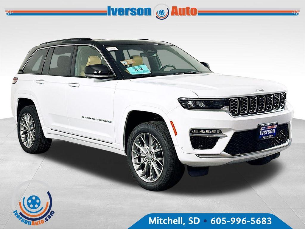 new 2025 Jeep Grand Cherokee car, priced at $57,582