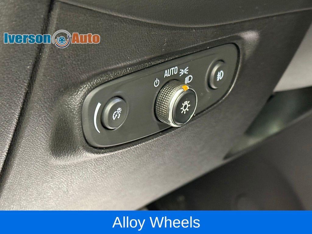 used 2018 Chevrolet Equinox car, priced at $19,995