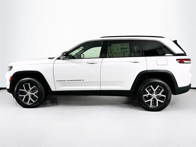 new 2025 Jeep Grand Cherokee car, priced at $43,506