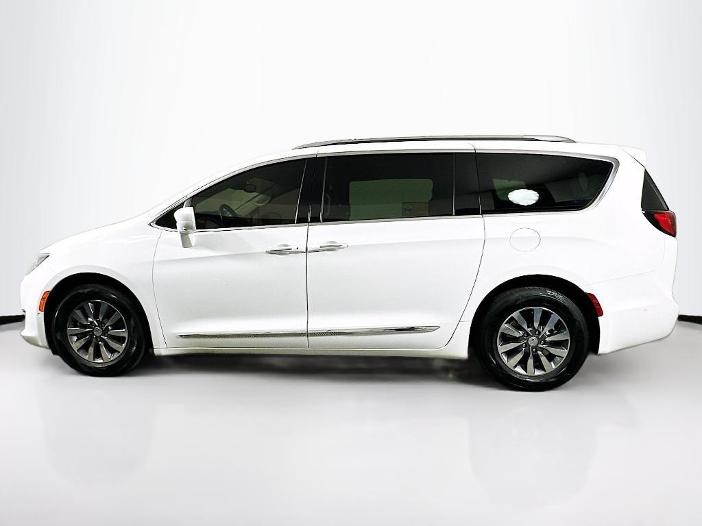 used 2020 Chrysler Pacifica car, priced at $19,295