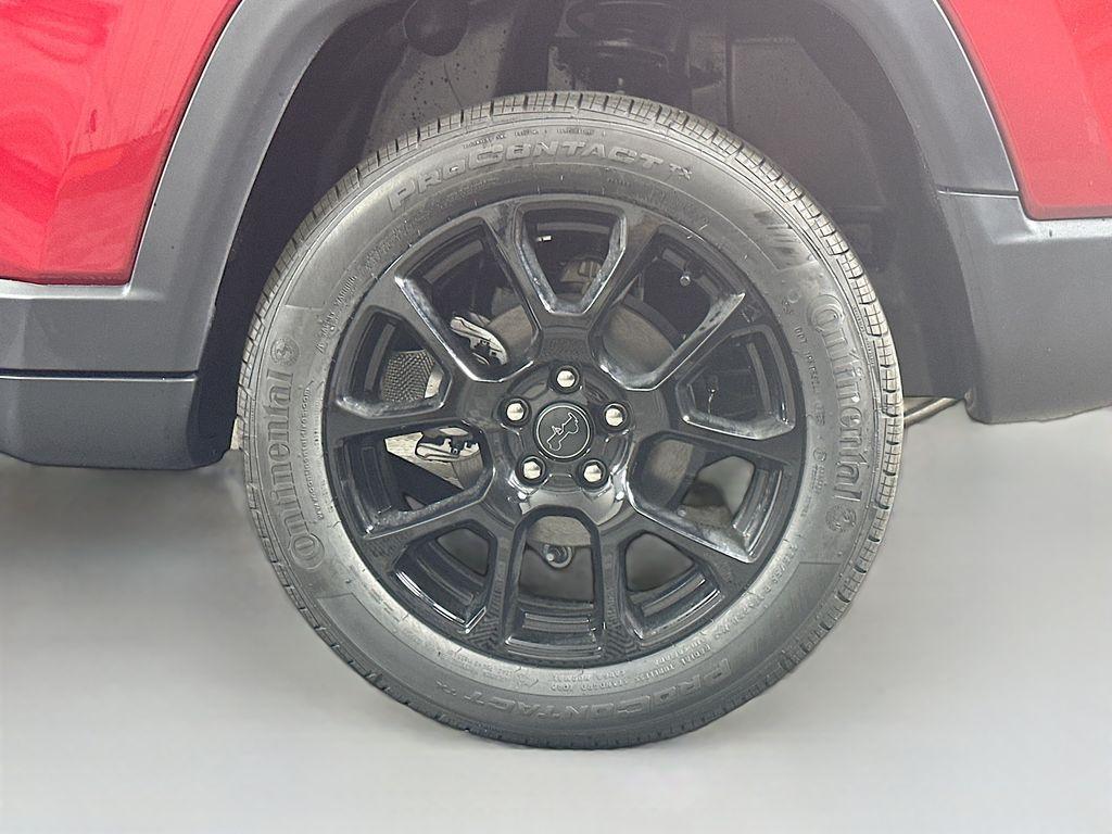 new 2025 Jeep Compass car, priced at $28,000