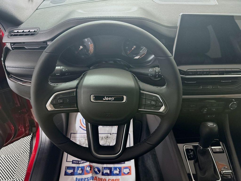new 2025 Jeep Compass car, priced at $28,000