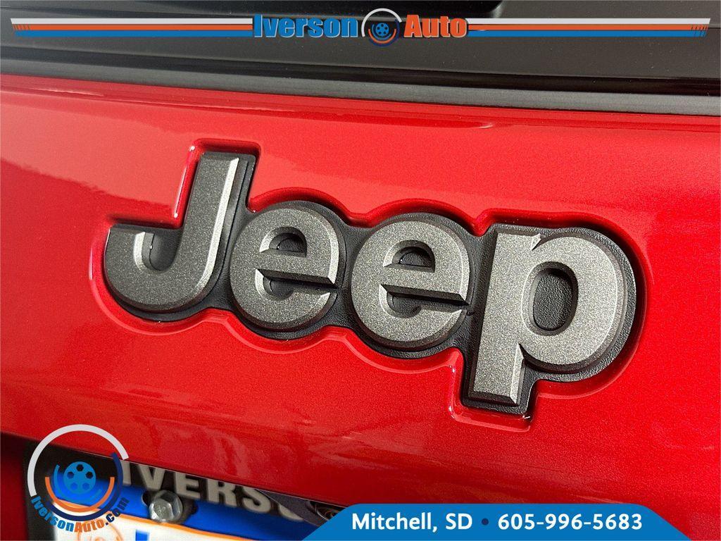 new 2025 Jeep Compass car, priced at $30,966