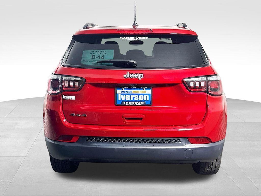 new 2025 Jeep Compass car, priced at $28,000