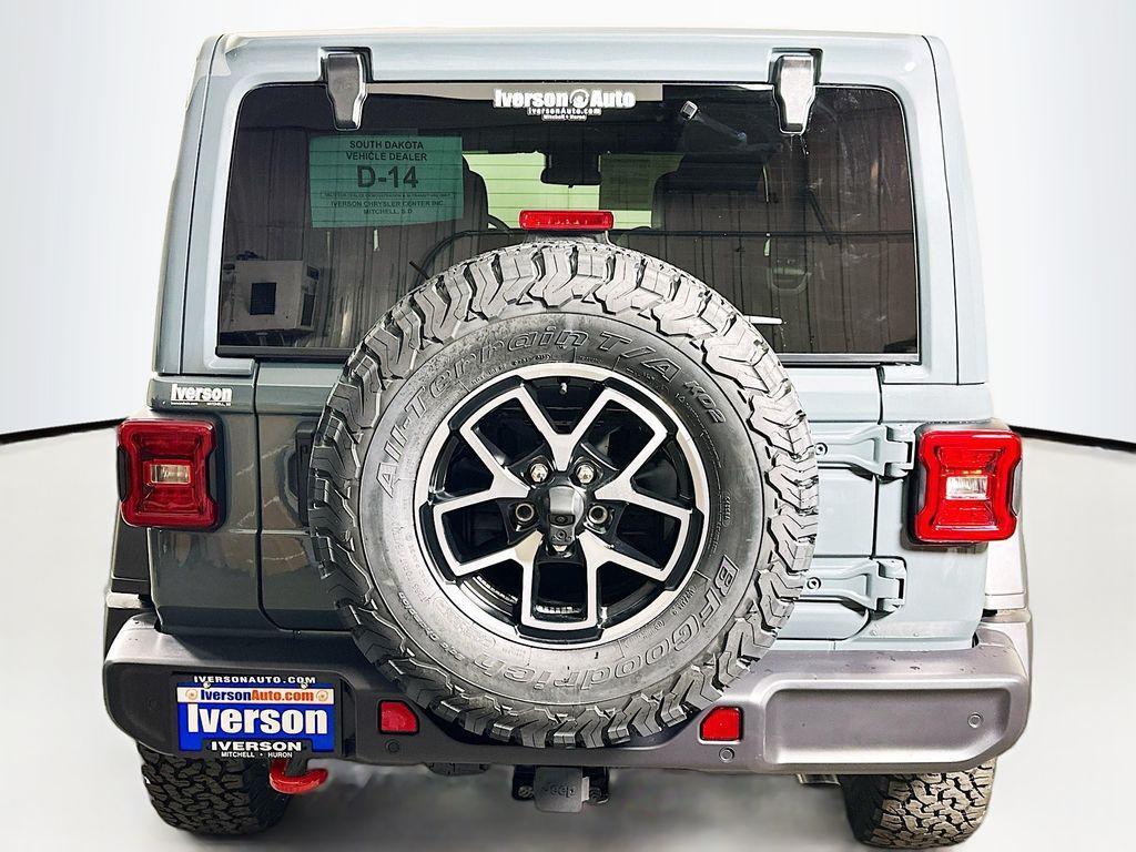 new 2025 Jeep Wrangler car, priced at $62,743