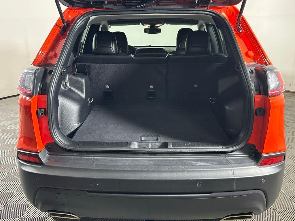 used 2021 Jeep Cherokee car, priced at $21,995