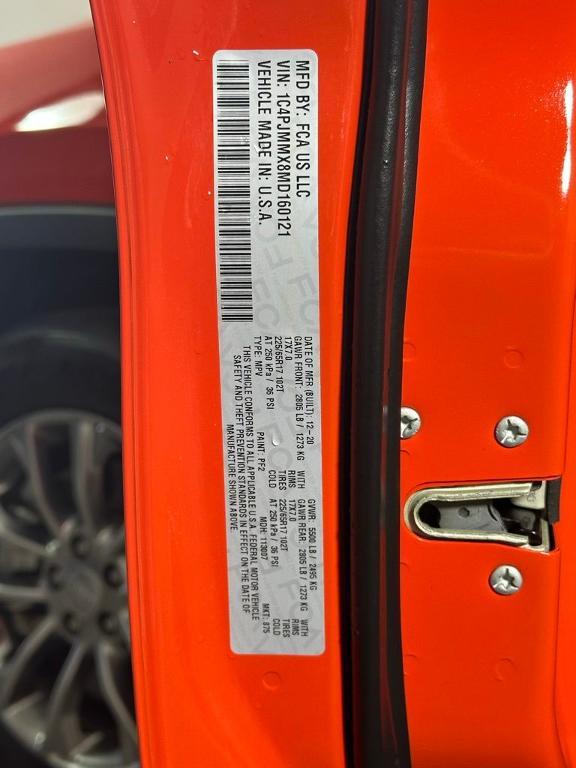 used 2021 Jeep Cherokee car, priced at $21,995