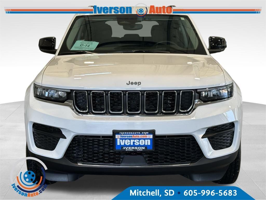 used 2022 Jeep Grand Cherokee car, priced at $27,995