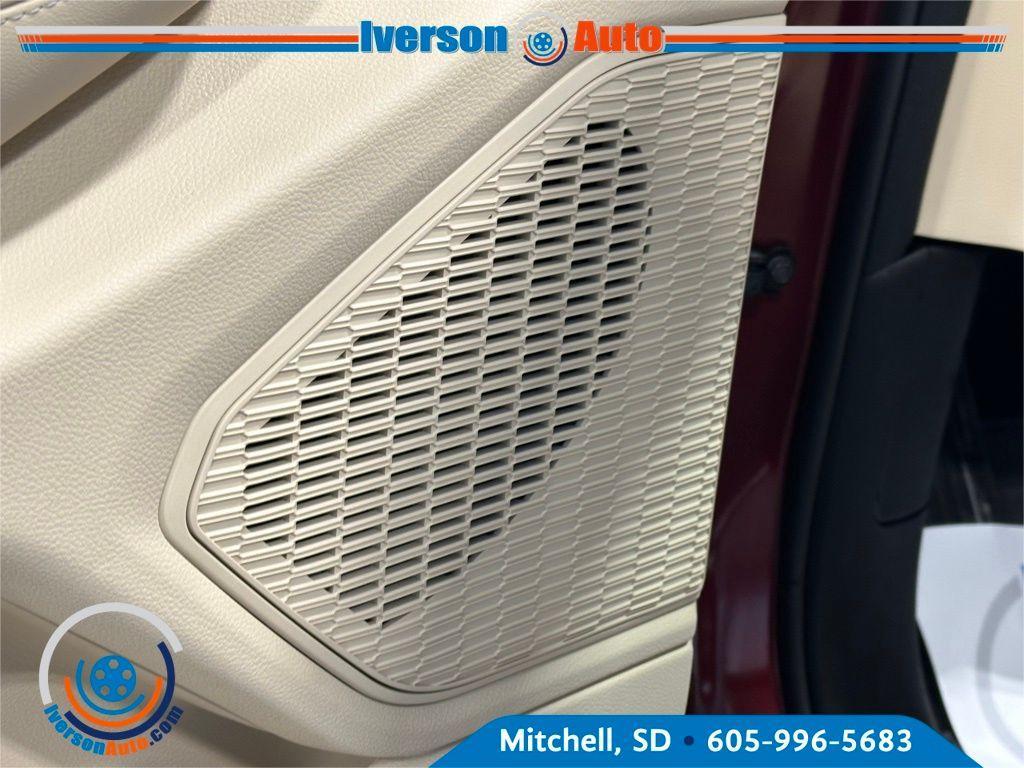 new 2025 Jeep Grand Cherokee car, priced at $41,991