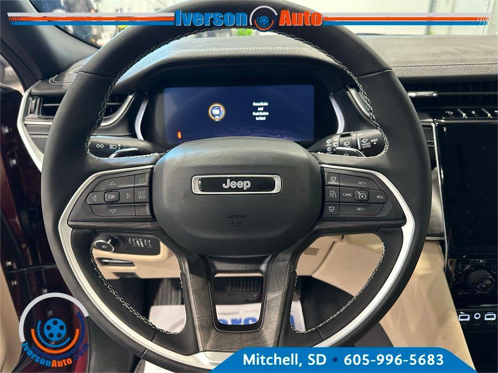 new 2025 Jeep Grand Cherokee car, priced at $41,991