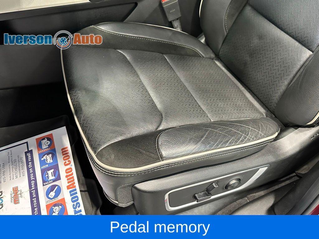 used 2019 Ram 1500 car, priced at $35,625