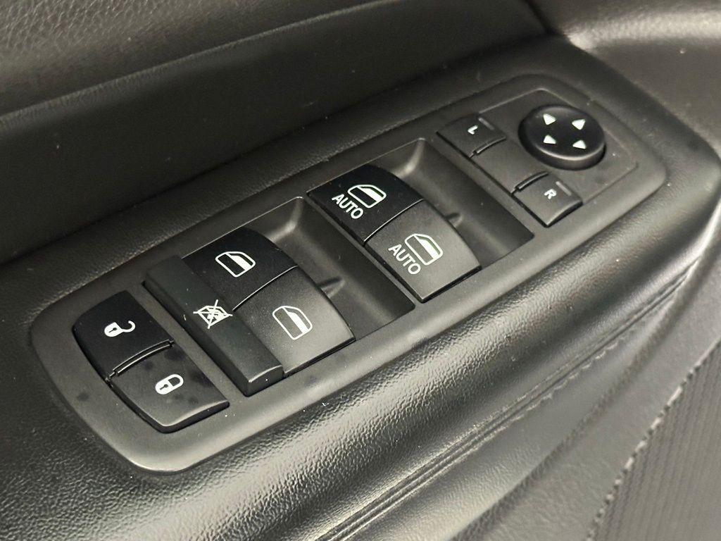used 2019 Jeep Grand Cherokee car, priced at $19,225