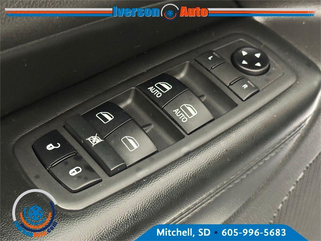 used 2019 Jeep Grand Cherokee car, priced at $19,995