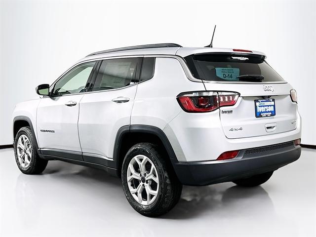 new 2025 Jeep Compass car, priced at $27,648