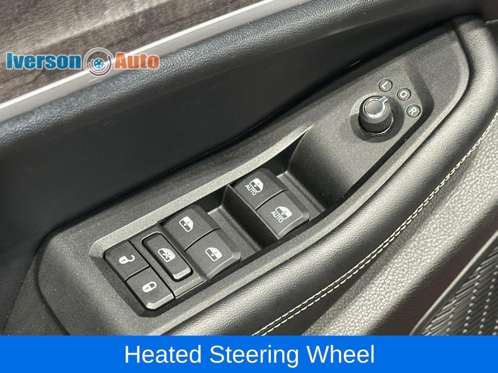 used 2023 Jeep Grand Cherokee car, priced at $36,495