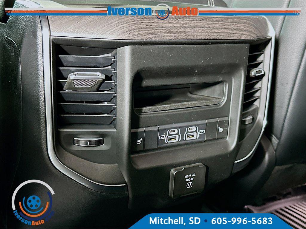 new 2025 Ram 1500 car, priced at $60,161