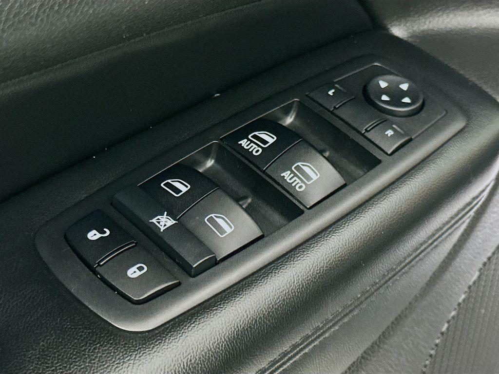 used 2018 Jeep Grand Cherokee car, priced at $21,295