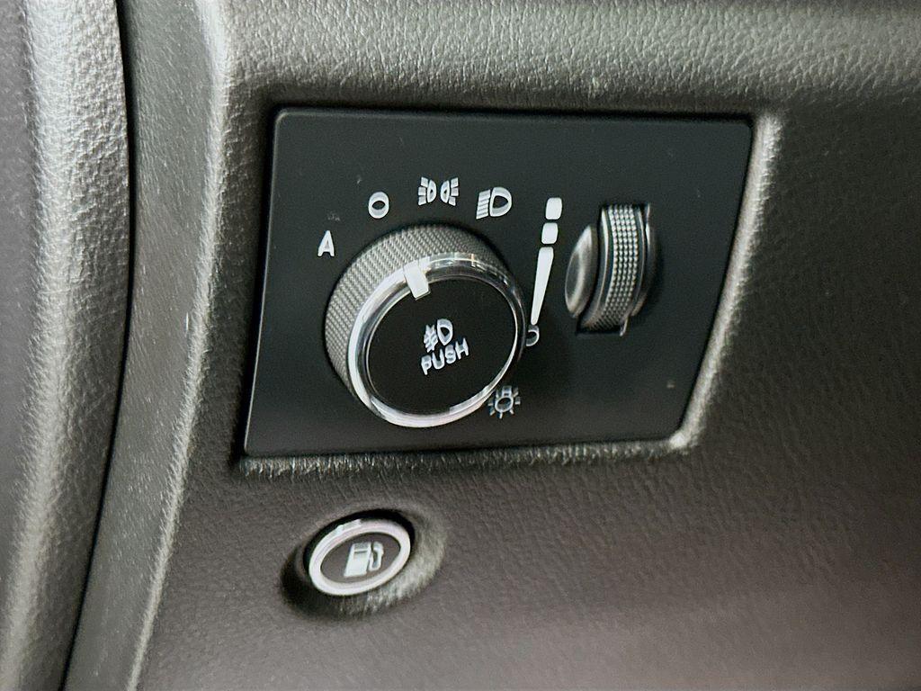 used 2018 Jeep Grand Cherokee car, priced at $21,295