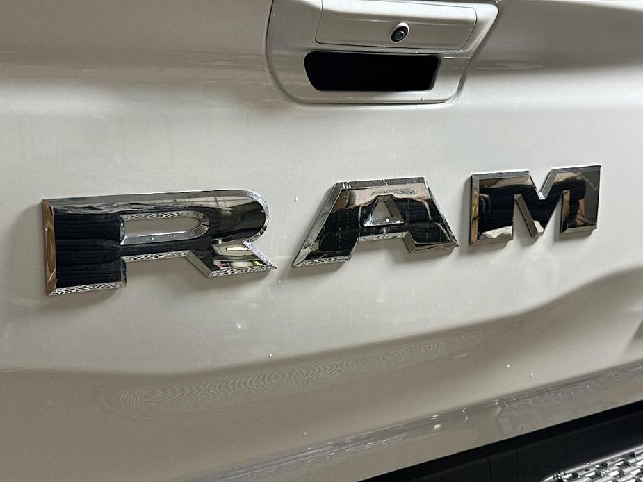 new 2025 Ram 1500 car, priced at $57,627