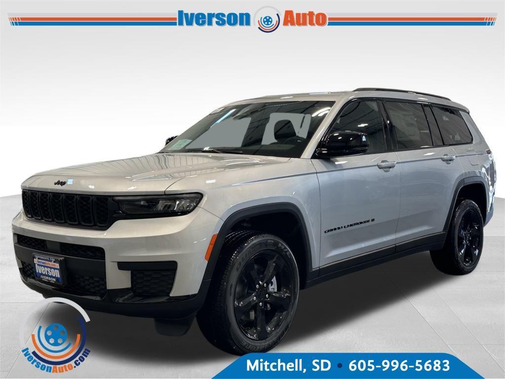 new 2025 Jeep Grand Cherokee L car, priced at $43,572