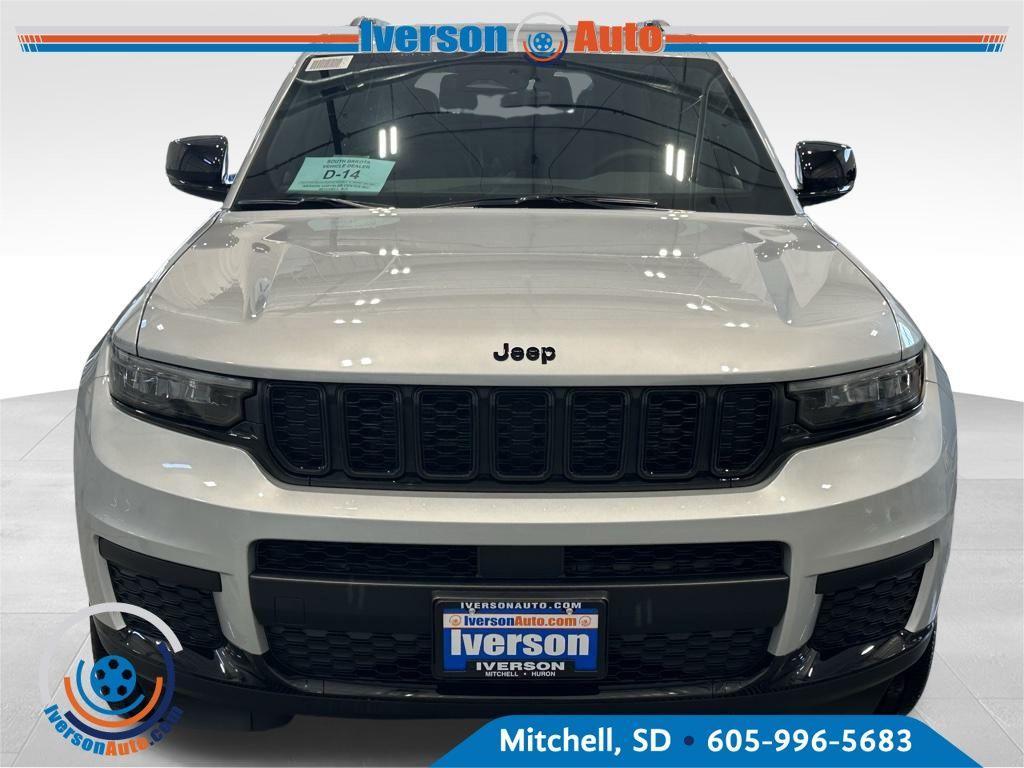 new 2025 Jeep Grand Cherokee L car, priced at $43,572