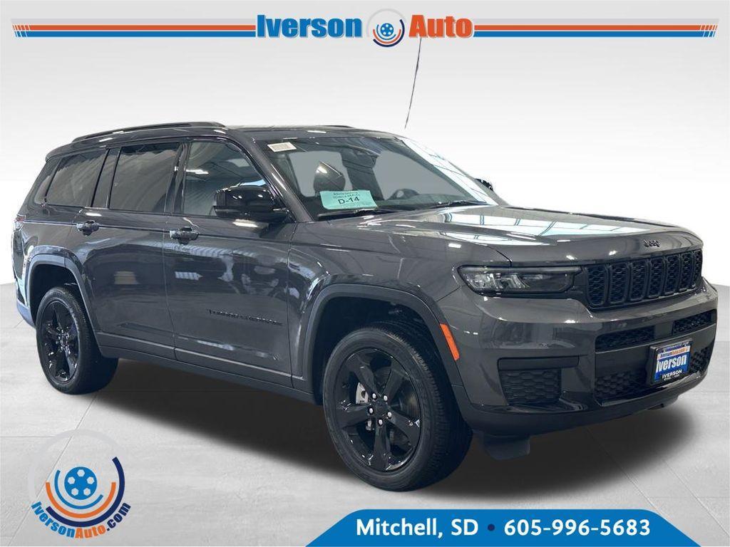 new 2025 Jeep Grand Cherokee L car, priced at $42,022