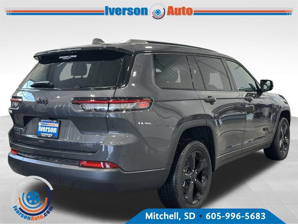new 2025 Jeep Grand Cherokee L car, priced at $42,022