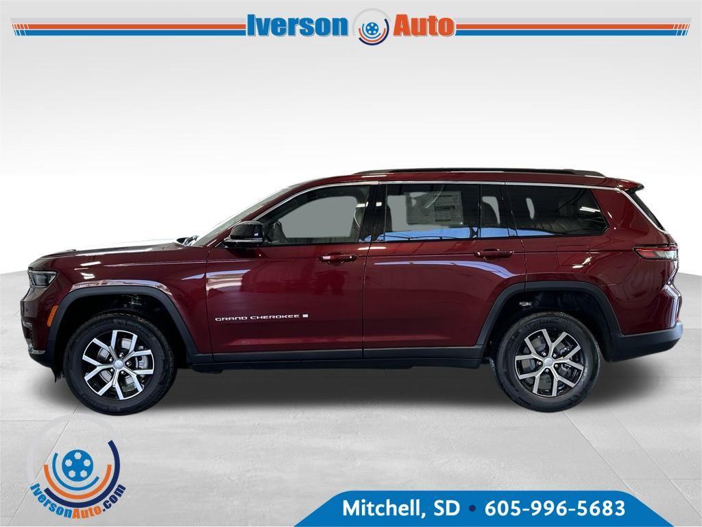 new 2025 Jeep Grand Cherokee L car, priced at $44,701