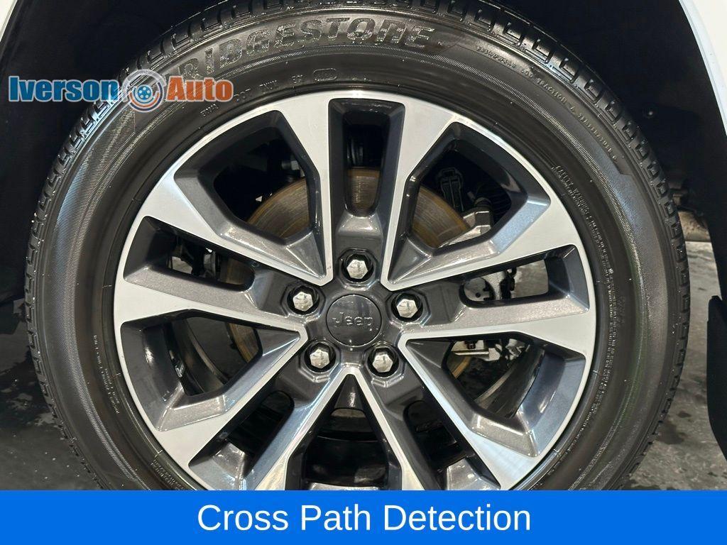 used 2023 Jeep Grand Cherokee car, priced at $37,525