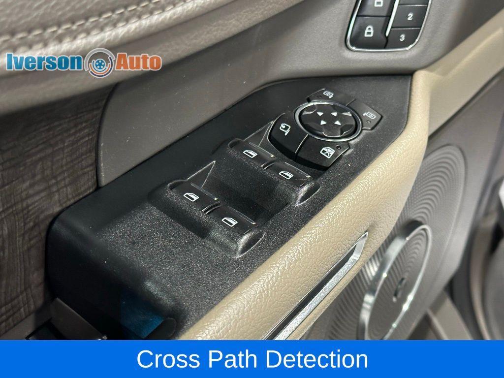 used 2019 Ford Expedition car, priced at $30,595