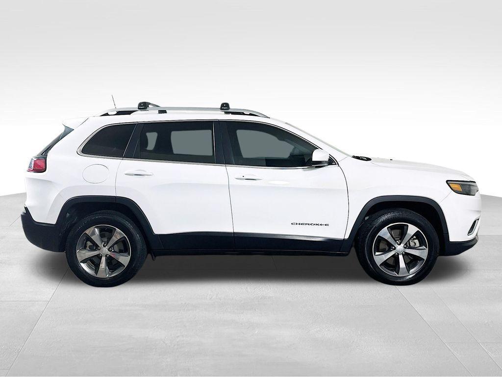 used 2019 Jeep Cherokee car, priced at $19,995
