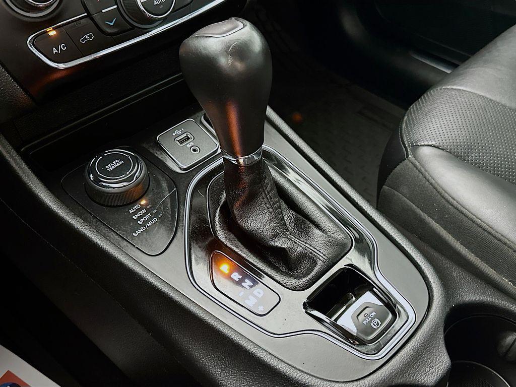 used 2019 Jeep Cherokee car, priced at $19,995