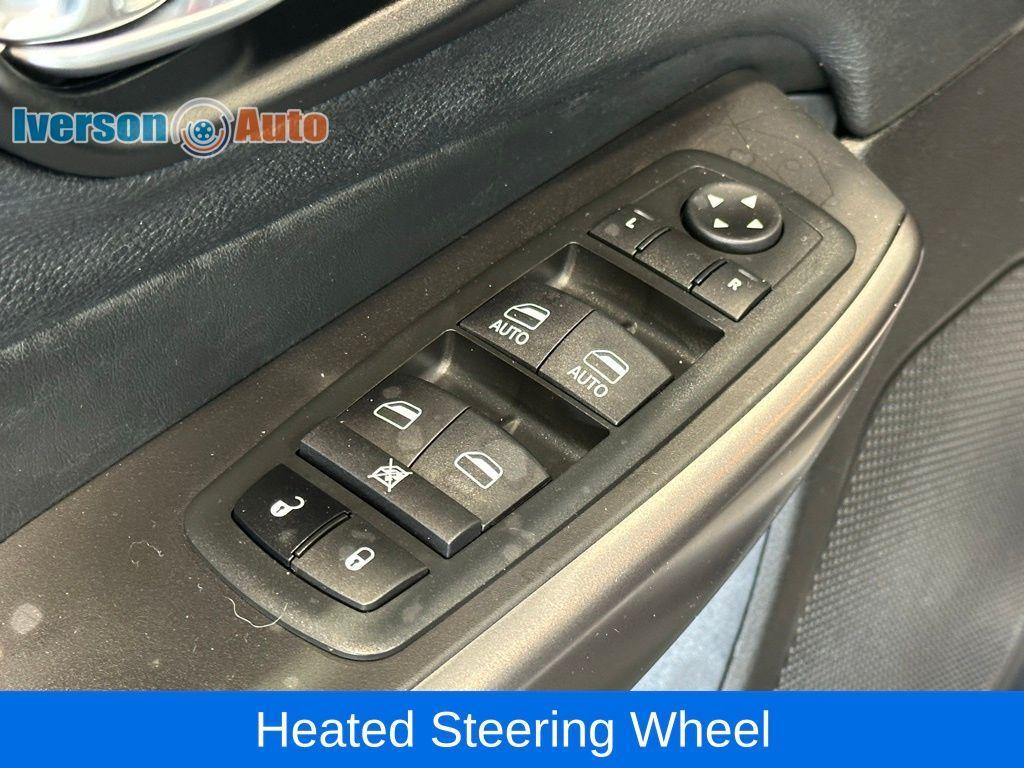 used 2020 Jeep Cherokee car, priced at $20,025