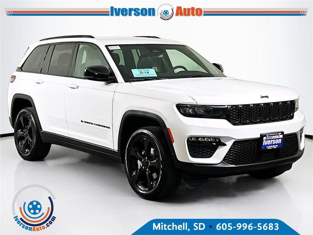 new 2025 Jeep Grand Cherokee car, priced at $45,158