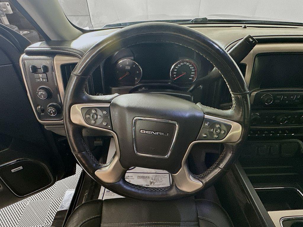 used 2015 GMC Sierra 1500 car, priced at $19,995