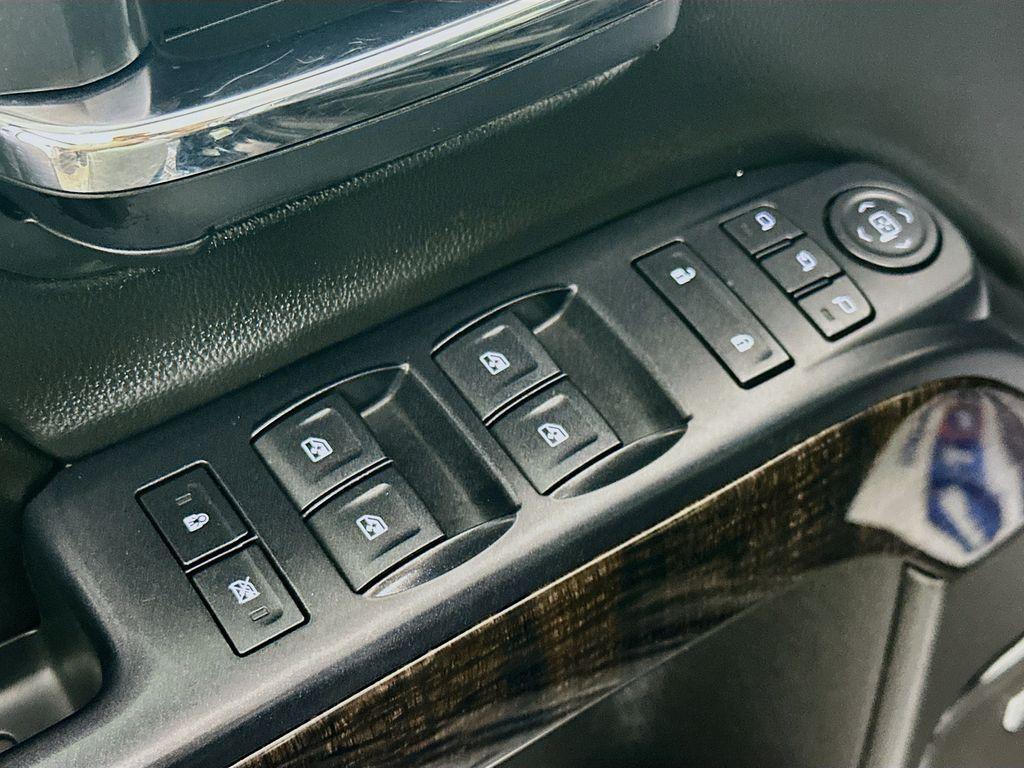 used 2015 GMC Sierra 1500 car, priced at $19,995