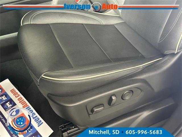 used 2023 GMC Yukon car, priced at $51,995