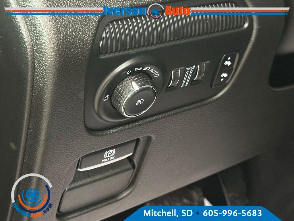 used 2023 Jeep Wagoneer L car, priced at $45,995