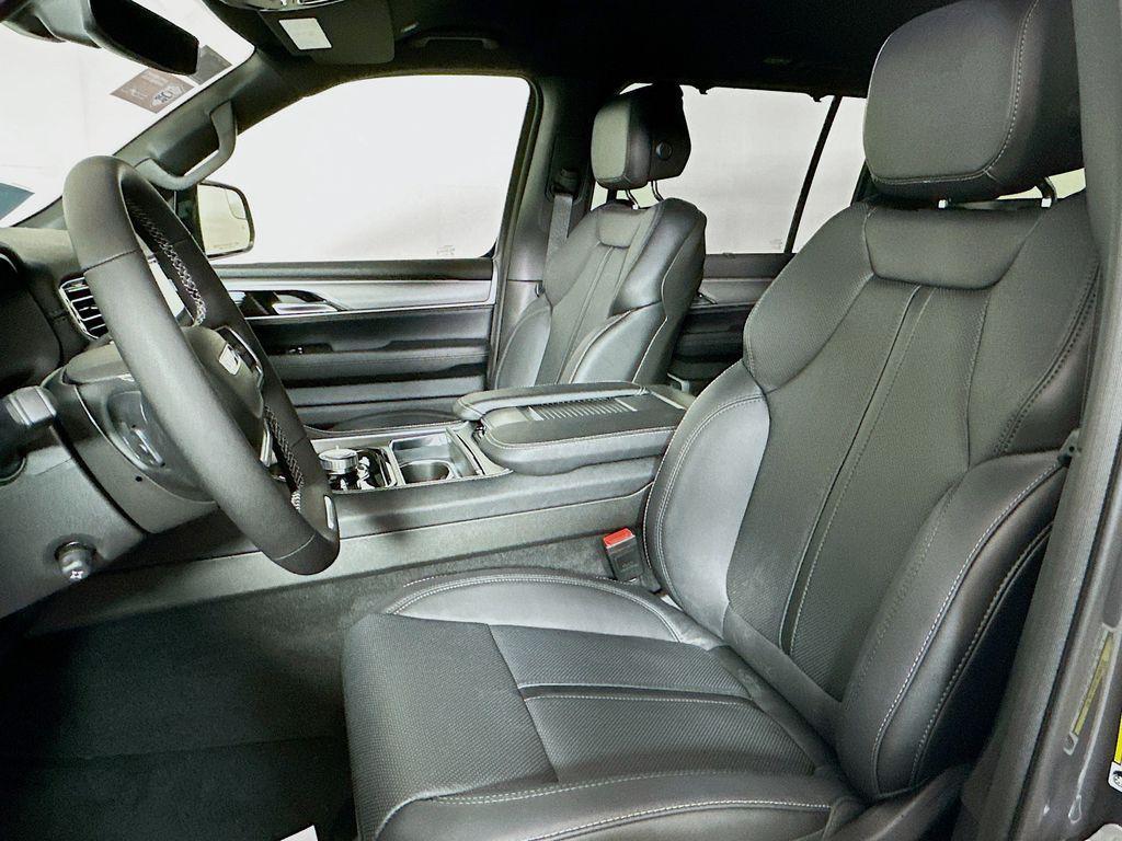 new 2025 Jeep Wagoneer L car, priced at $73,951