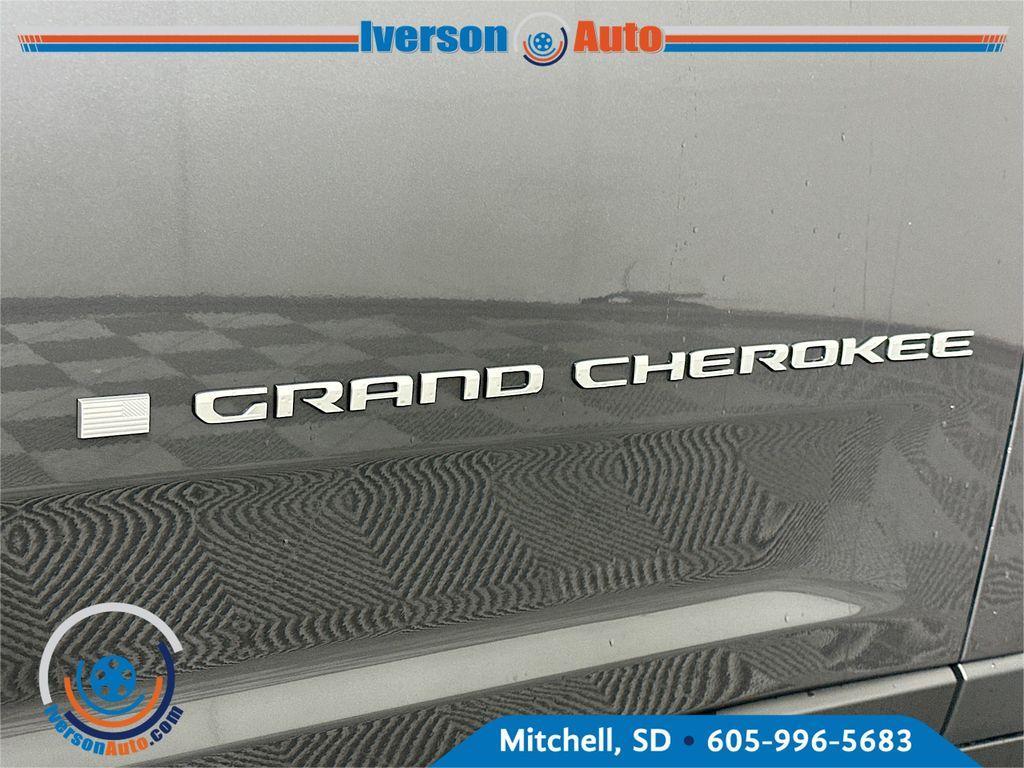 new 2025 Jeep Grand Cherokee L car, priced at $56,050
