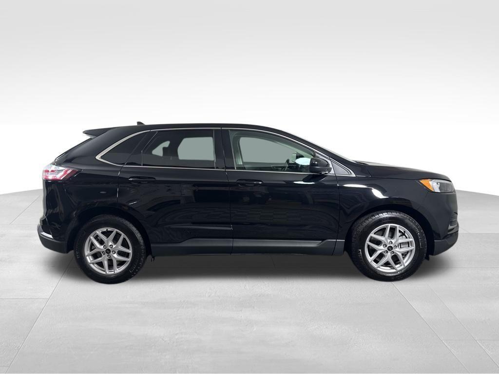 used 2024 Ford Edge car, priced at $31,995