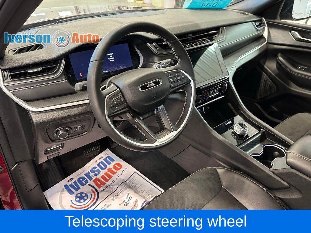 used 2024 Jeep Grand Cherokee car, priced at $34,995